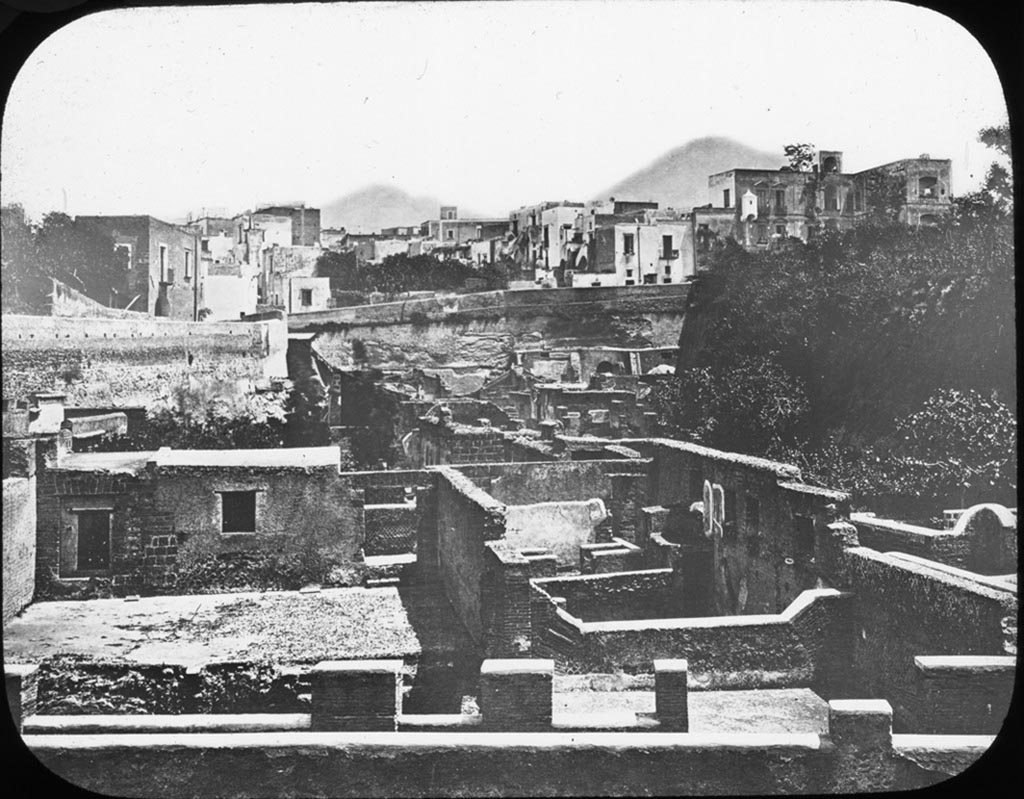 II.1 Herculaneum.
Looking north across upper floor of Casa di Aristide, general view of Herculaneum taken from above the area of the beachfront.
Photo used with the permission of the Institute of Archaeology, University of Oxford. File name instarchbx116im007 Resource ID 42245.
See photo on University of Oxford HEIR database